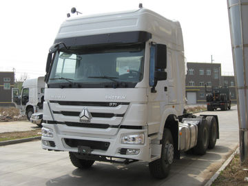 25 άσπρων Howo Sinotruk 6x4 τόνοι φορτηγών Wd615.47 τρακτέρ με την υψηλή αντίσταση σύγκρουσης