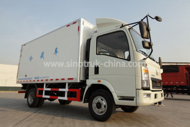 10T ελαφρύ φορτηγό 4x2 κιβωτίων ψυκτήρων καθήκοντος ανθεκτικό για τη μεταφορά κρέατος και γάλακτος