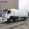 Φορτηγό βυτιοφόρων μαζούτ ροδών HOWO 8x4 12 που ανεφοδιάζει σε καύσιμα 30cbm 35cbm Euro2 Euro3